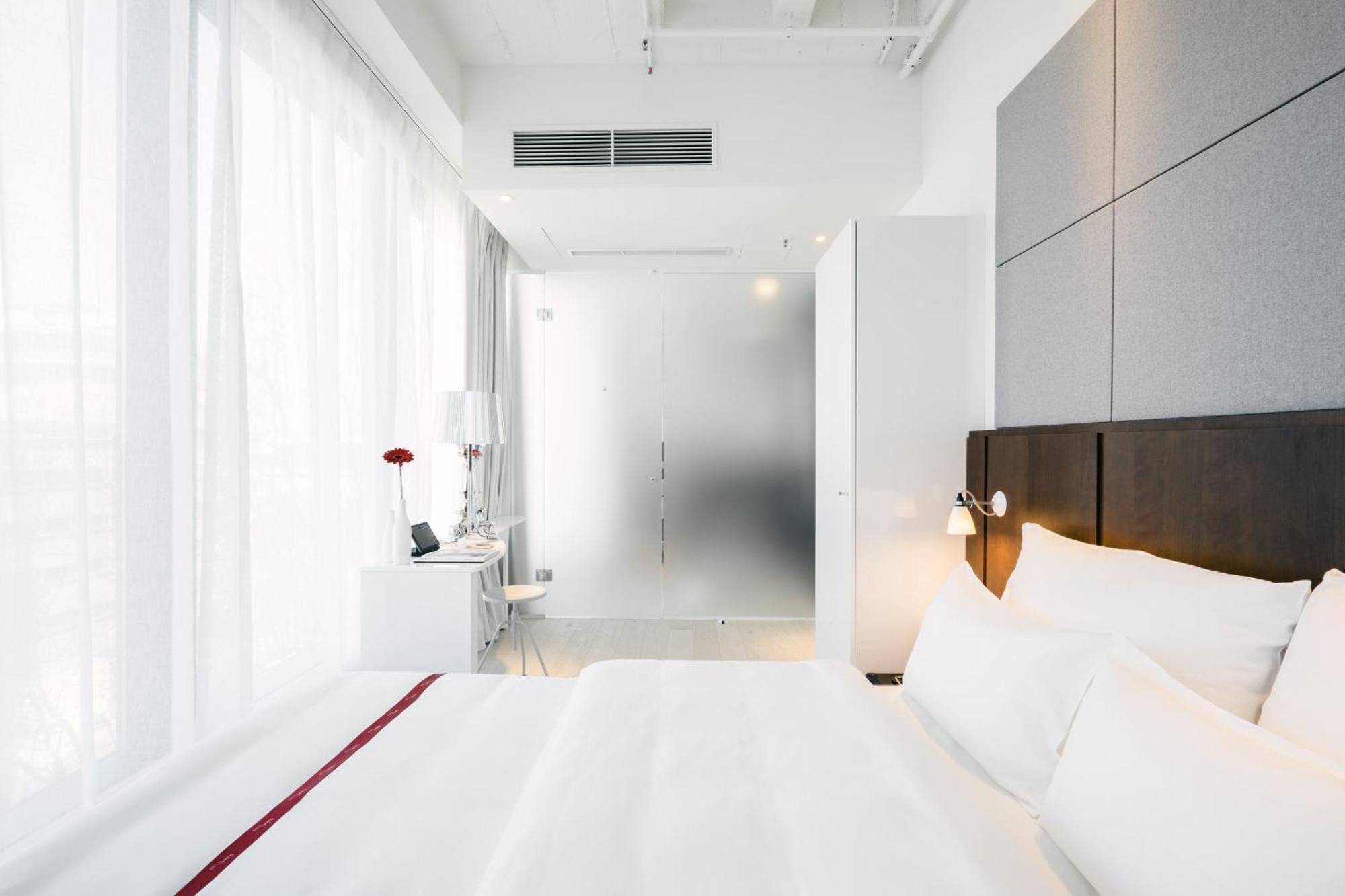 Ruby Lilly Hotel München